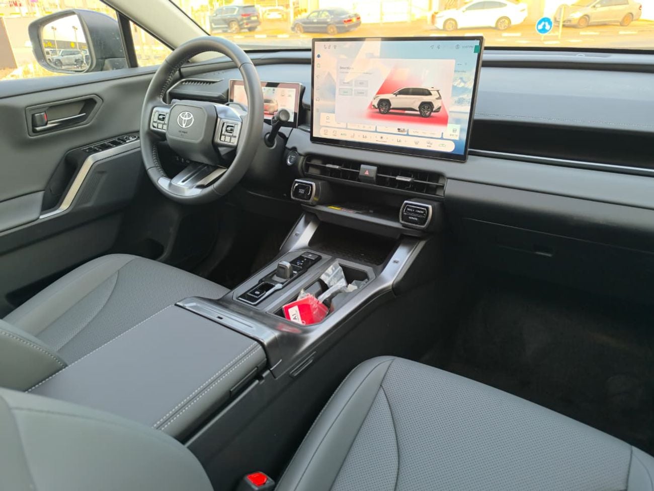 Toyota RAV4 2.5L Hybrid 4WD 2026 Deluxe Edition