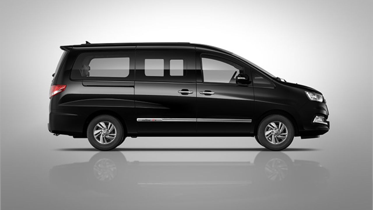 JAC M4 exterior - Side Profile