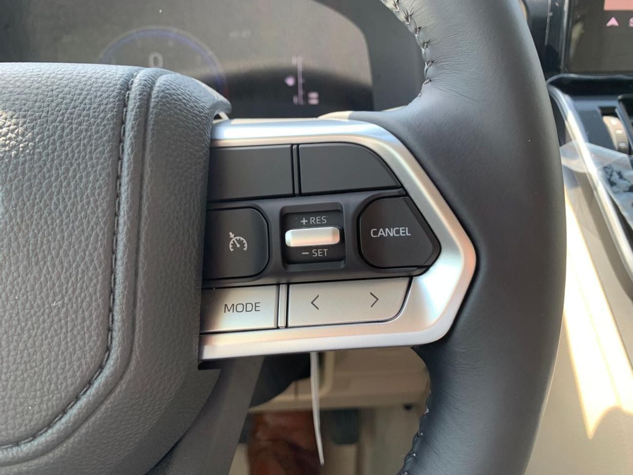 تويوتا لاند كروزر LAND CRUISER GXR 4.0L V6 PETROL GCC