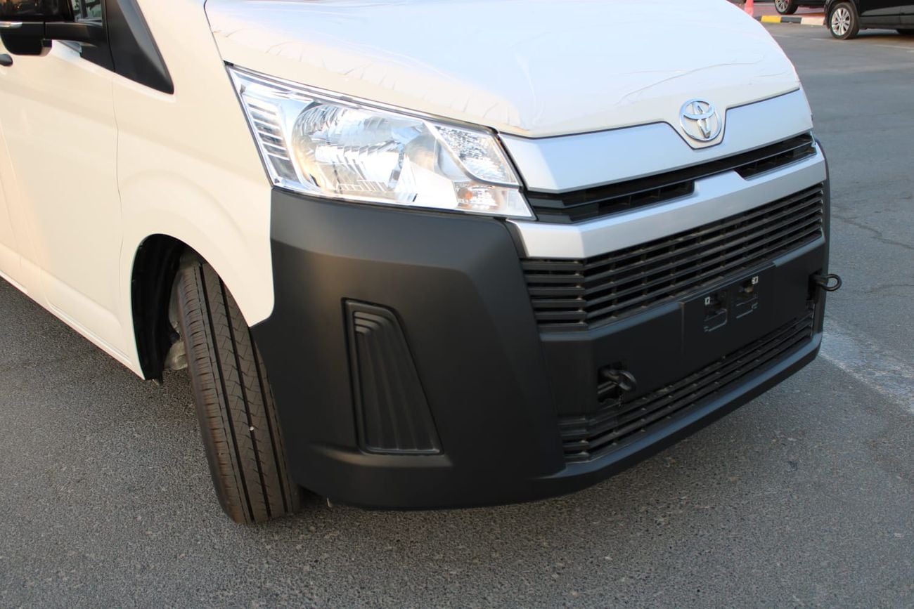 Toyota Hiace 2.8L - VAN - Manual - Diesel - FWD - 9+ - 4 Door 2.8L Diesel Manual Transmission, High Roof, 13 Seater, Model 2026