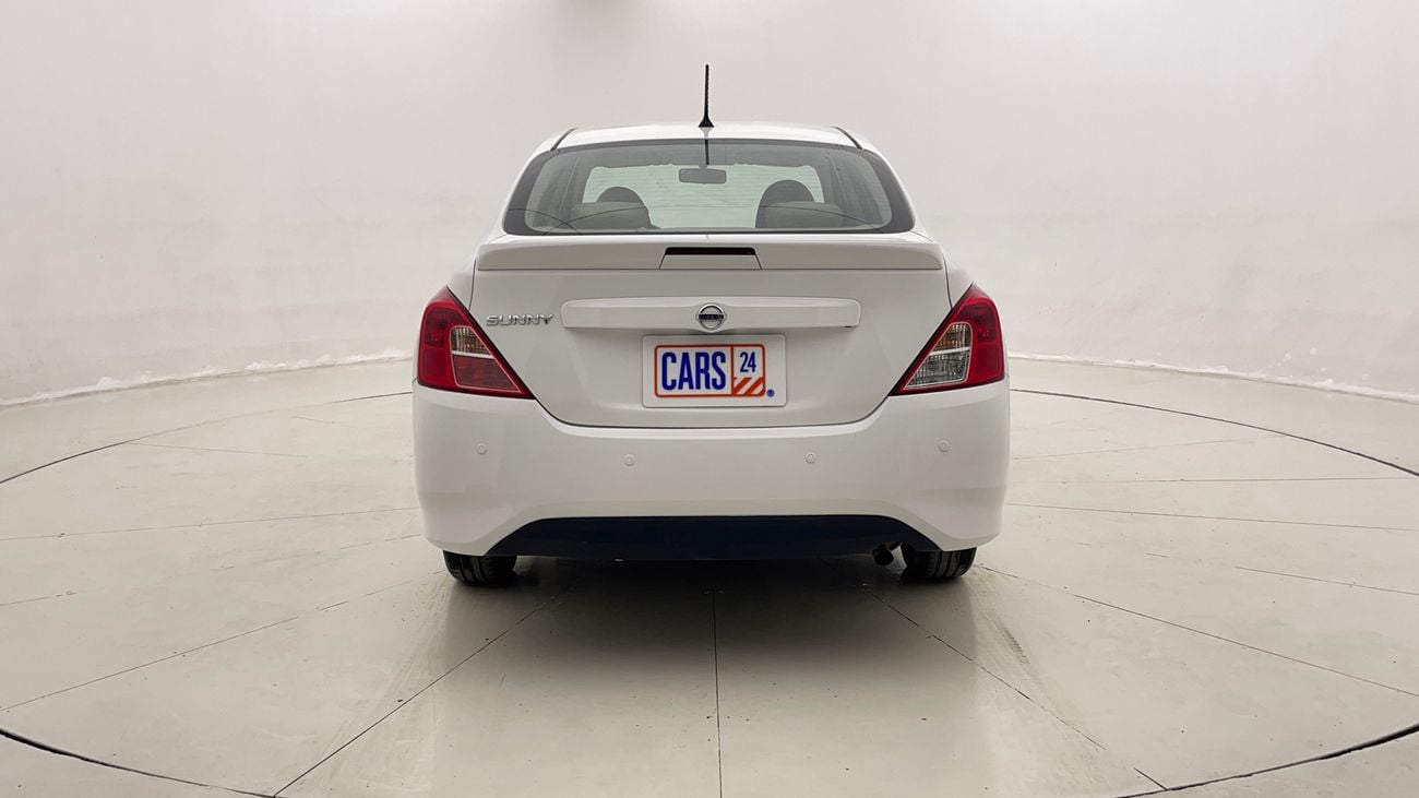 نيسان صني SV 1.5 | بدون دفعة مقدمة | اختبار القيادة في المنزل