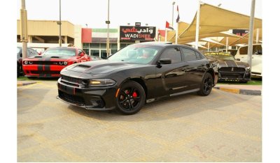 Dodge Charger 3.6L SXT Plus The base engine is a 3.6-liter V6 with 292 horsepower and 352 Nm of torque. The engine