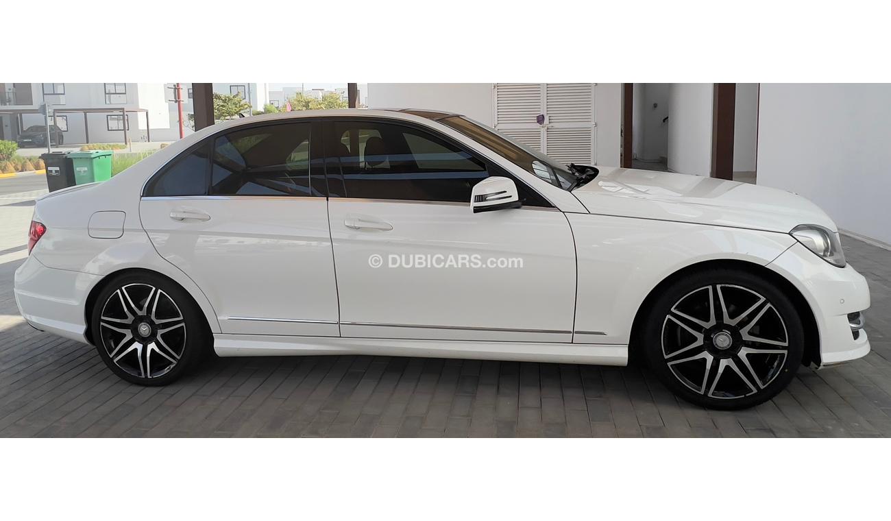 Mercedes-Benz C 200 AMG KIT