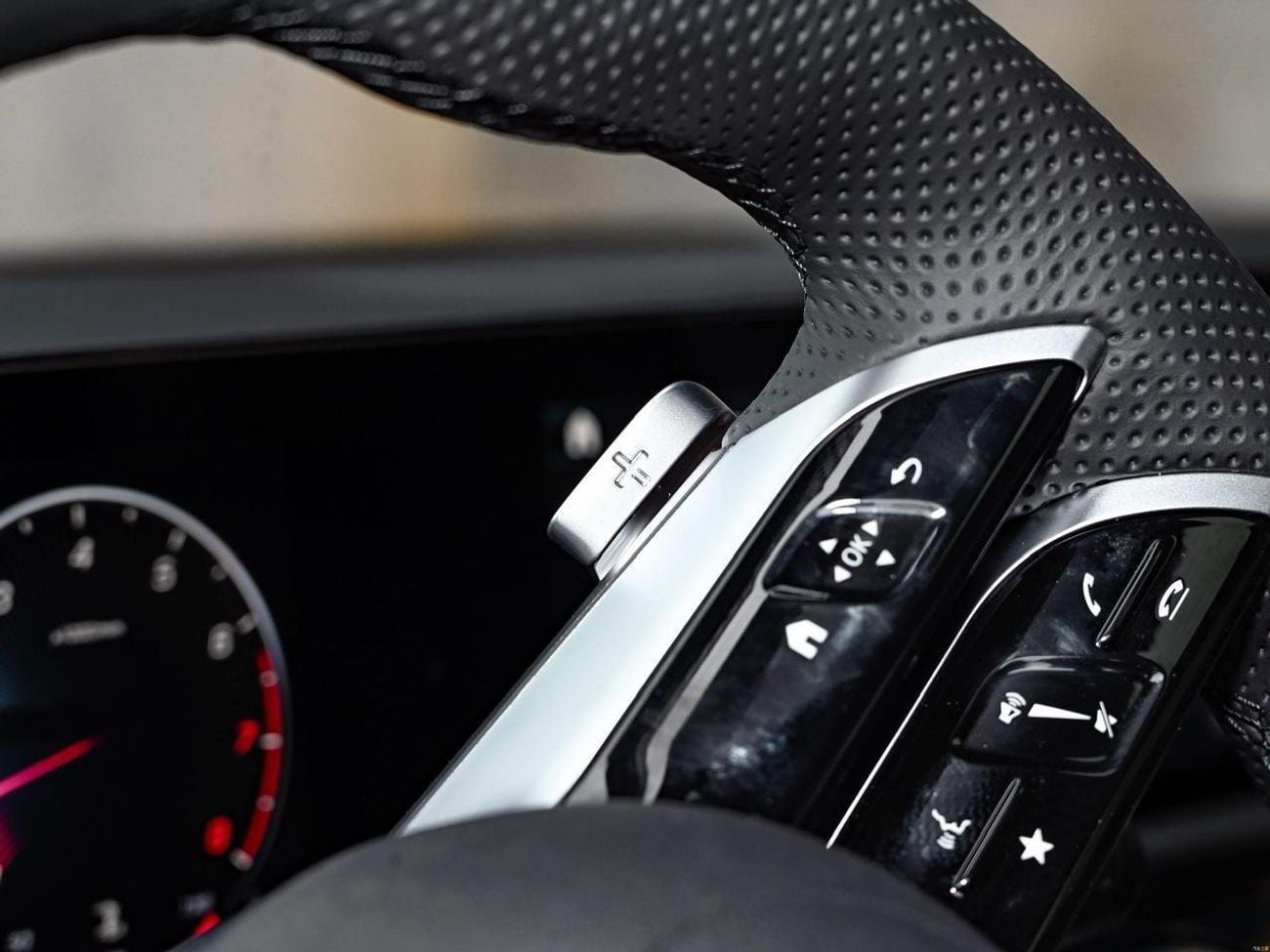 مرسيدس بنز A 200 L Benz A200 L / Chinese / 0km