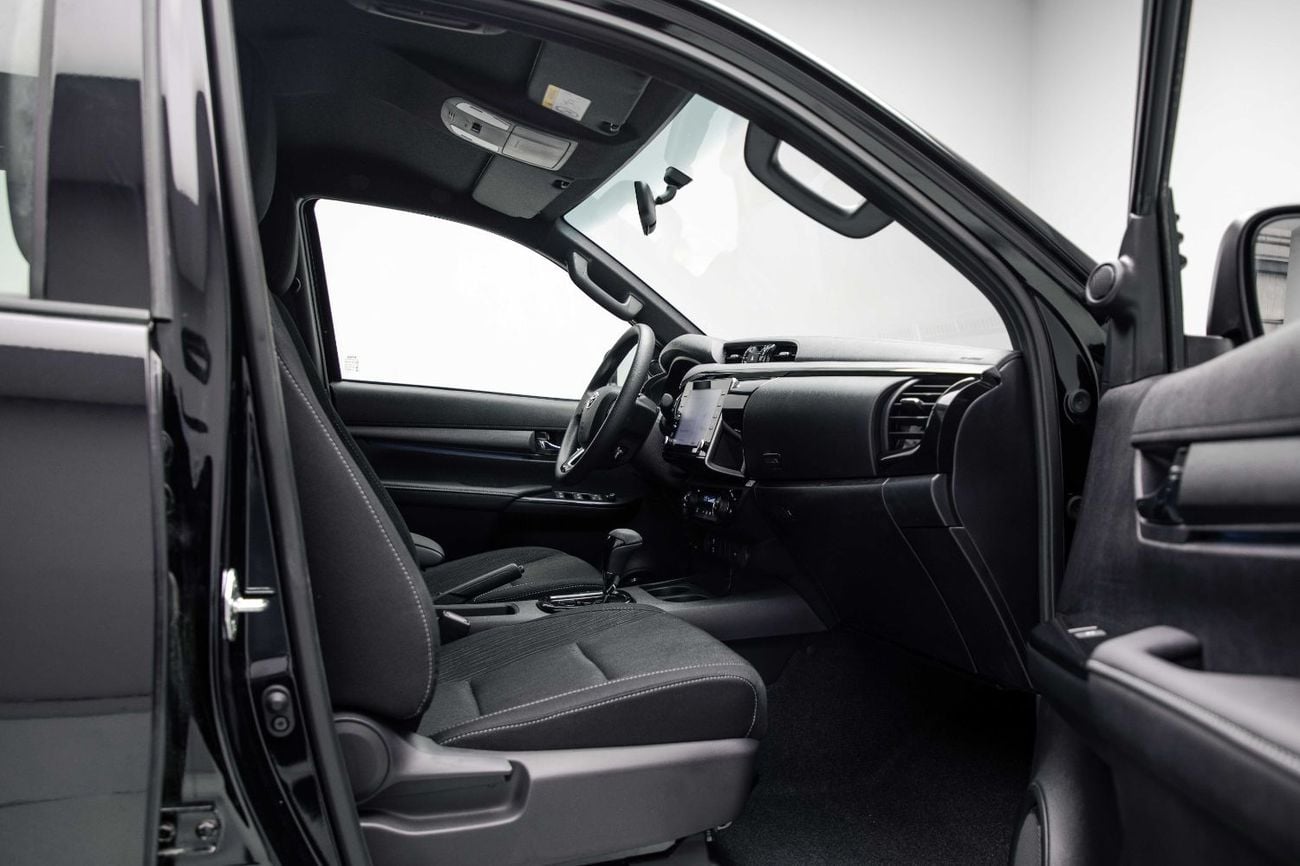 Toyota Hilux Adventure 4.0L - Attitude Black Inside Black | Export Only