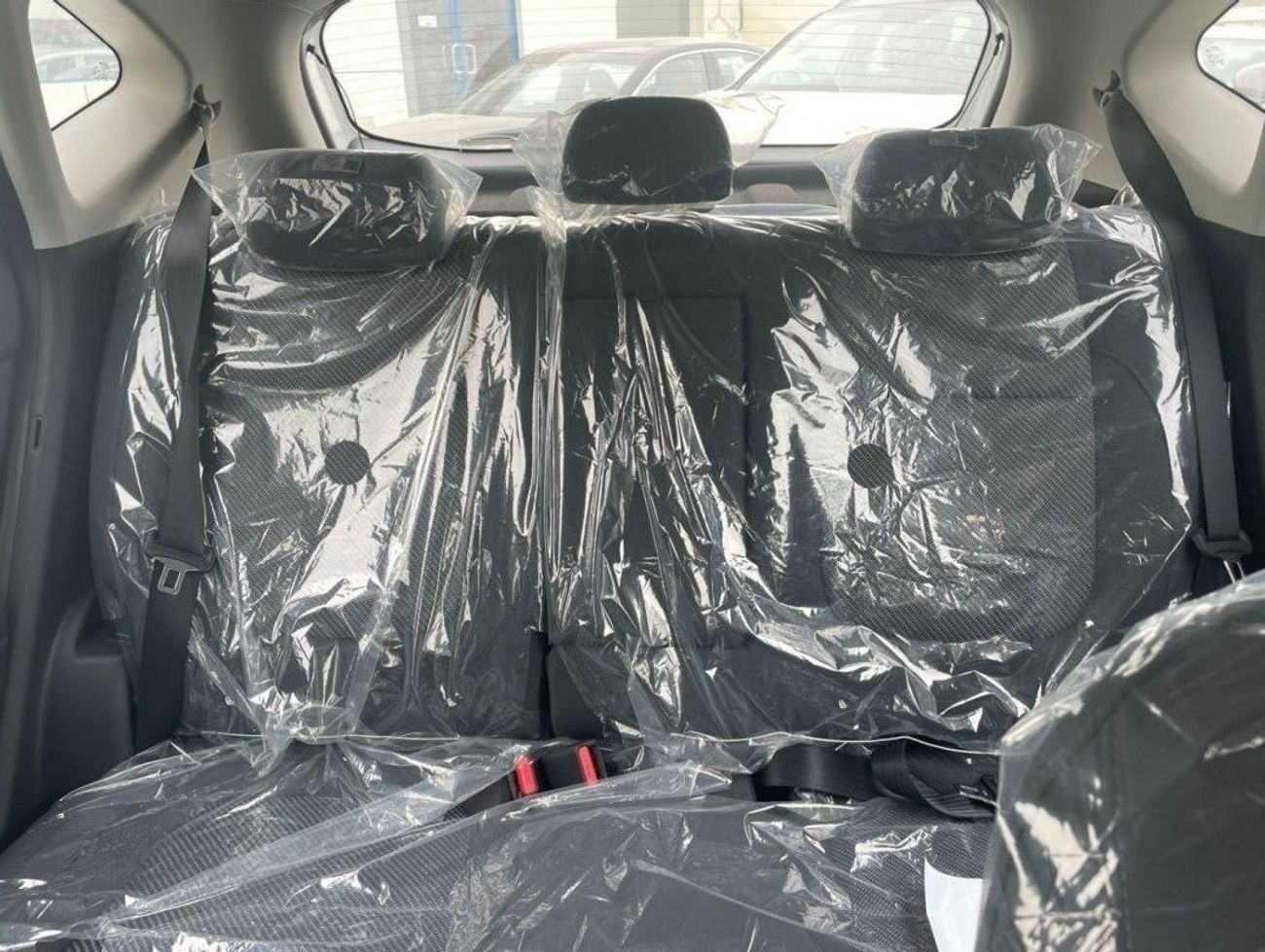 Kia Seltos 1.6 engine   with sun  roof push start 2024