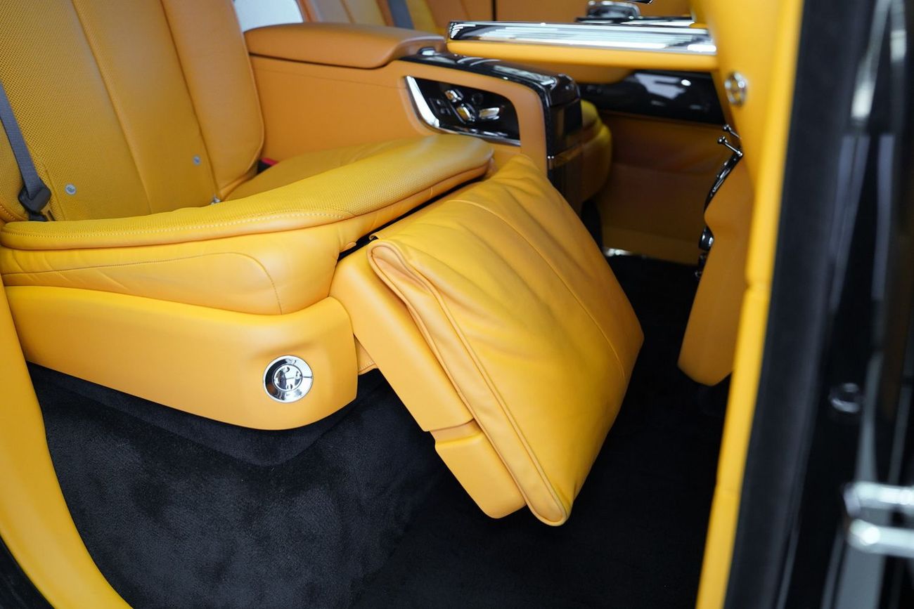 Rolls-Royce Cullinan BLACK BADGE