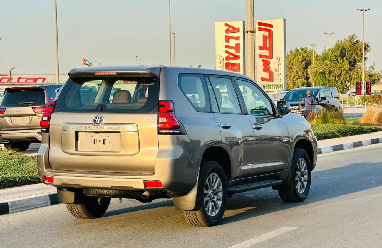 Toyota Prado VXR 2.7L AWD