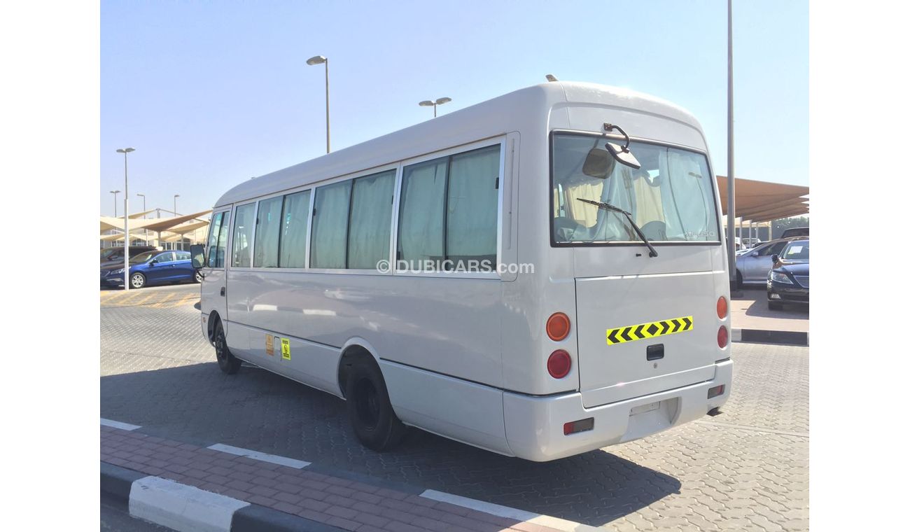 ميتسوبيشي روزا