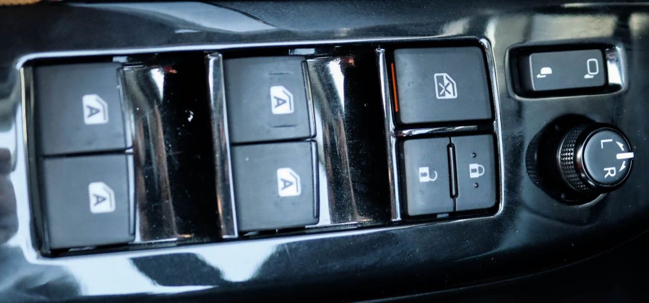 تويوتا فورتونر GXR 4.0L (278 HP) Toyota Fortuner 4.0L V6  2022 GCC 4WD Original Paint & Accident Free  excellent co