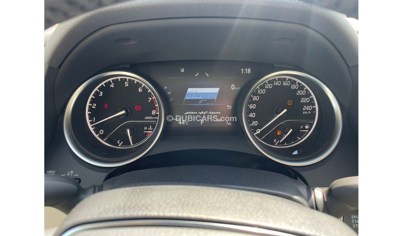 تويوتا كامري TOYOTA CAMRY 3.5L، V6 LIMITED، موديل 2021 مع جلد داخلي، سقف بانورامي، للتصدير