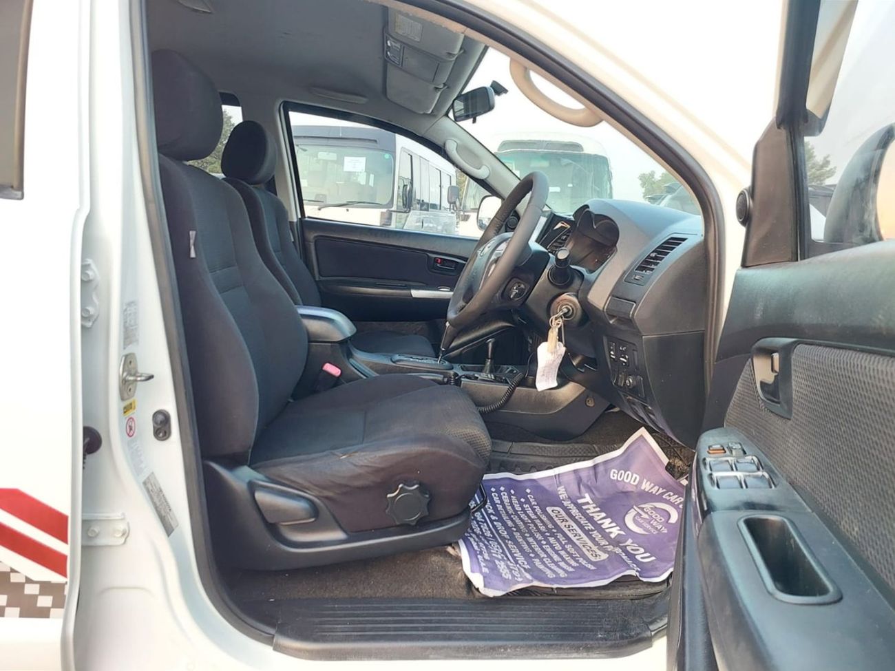 Toyota Hilux TOYOTA HILUX PICKUP RHD 2014 MODEL 3.0 L DIESEL AUTOMATIC(PM37634)