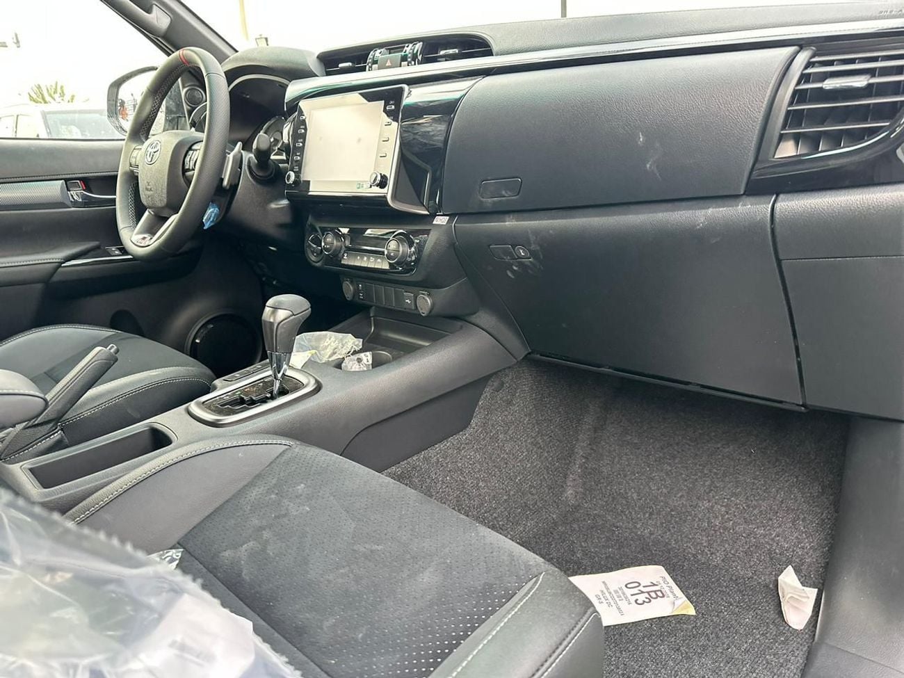 Toyota Hilux Toyota Hilux Gr Sport 4,0L Model 2026 Spec Saudi