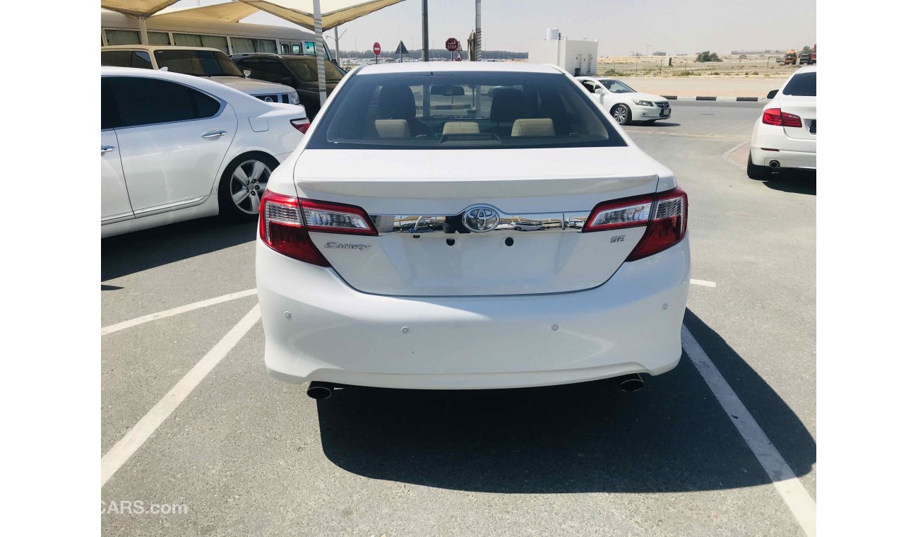 Toyota Camry سياره نظيفه جدا بحاله ممتاذه ضمان شاسيه جير ماكينه