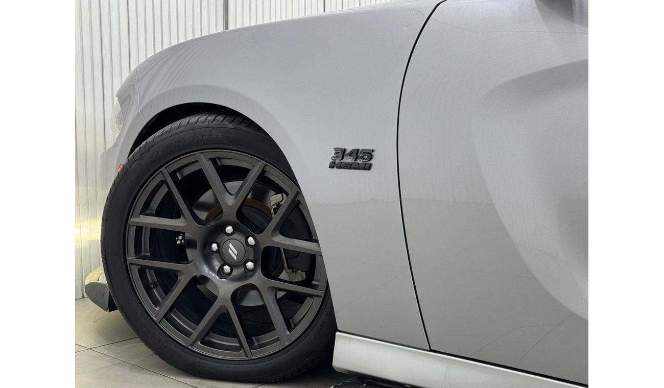 دودج تشارجر Daytona 5.7L (370 HP) 2017 Dodge Charger R/T Daytona 345 Hemi, Warranty, Full Dodge Service History,