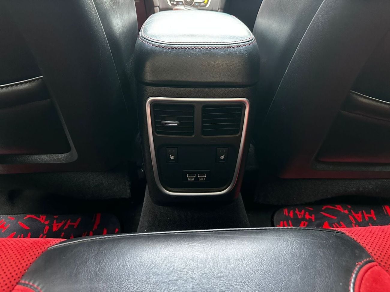 دودج تشارجر SRT8 6.4L