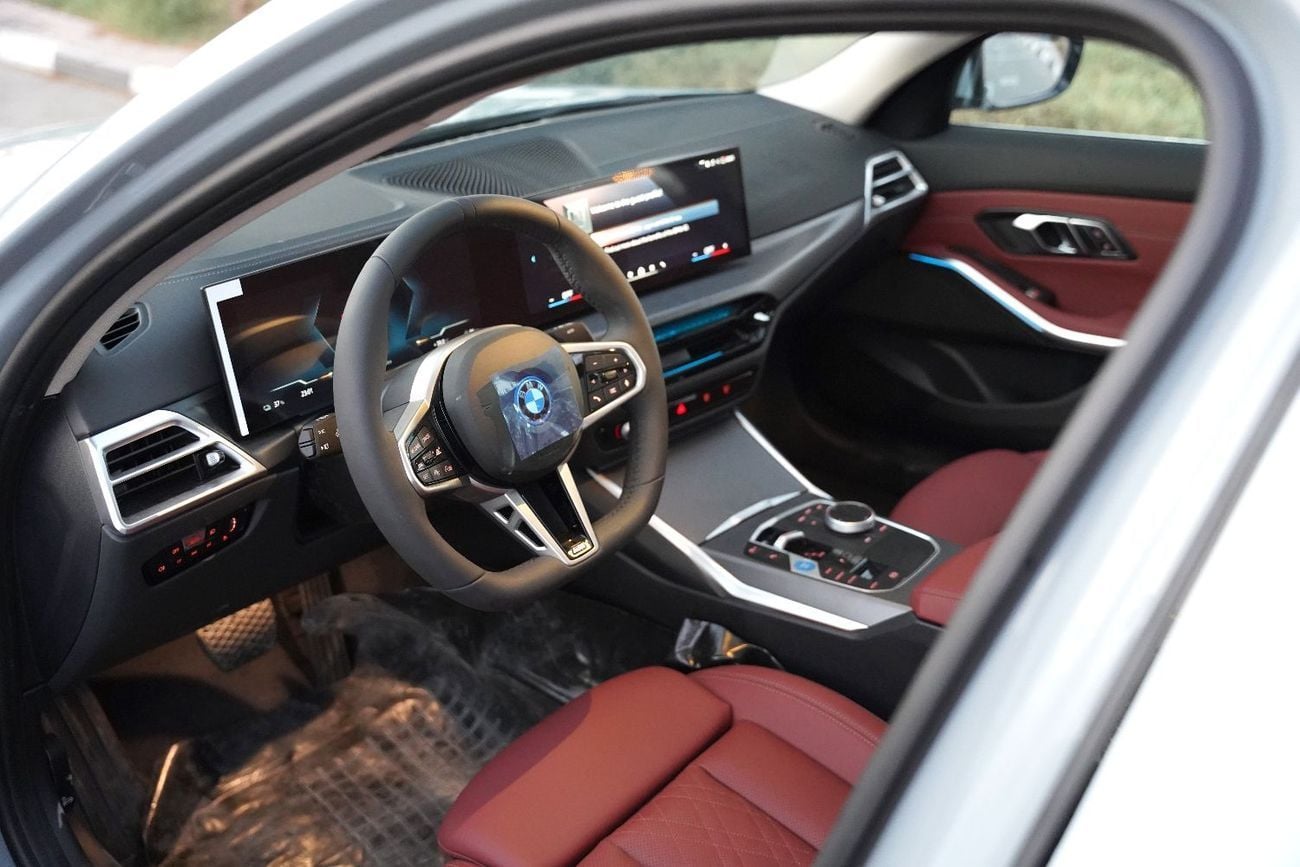 بي أم دبليو i3 EDRIVE35L (NON GCC) 2026 BMW e-Drive 35L M-Sport Package FWD 0Km