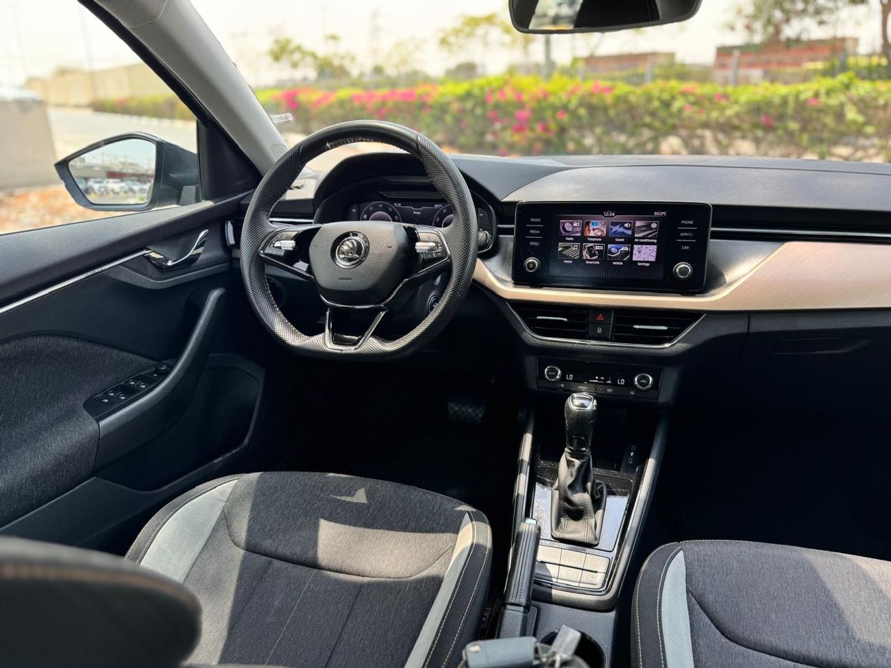 سكودا سكالا Style 1.6L