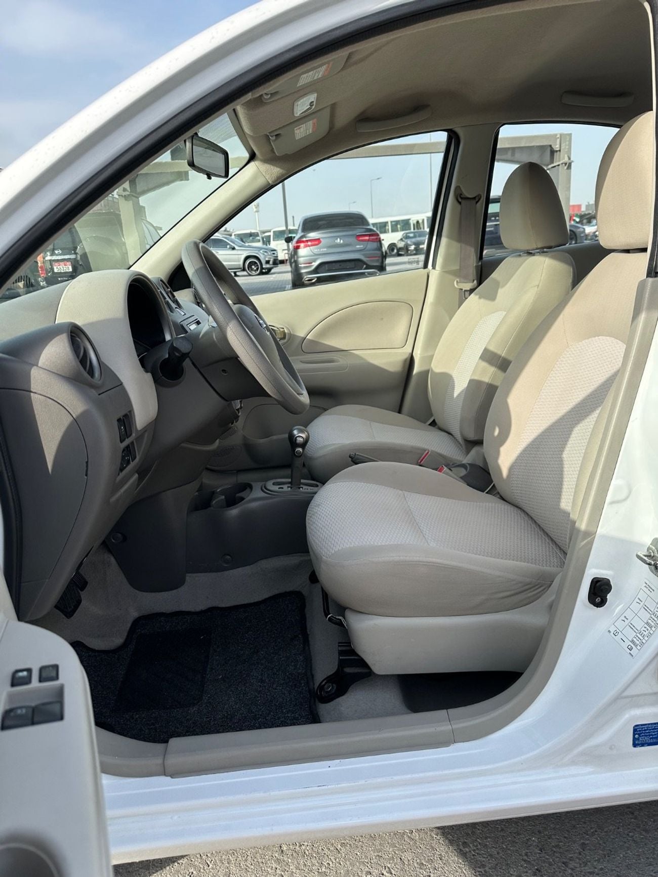 Nissan Micra SV 1.5L (100 HP)