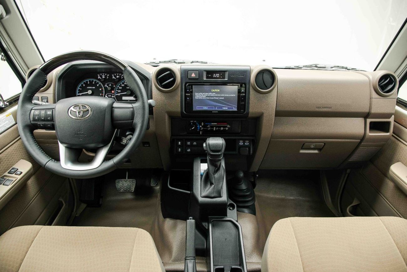 Toyota Land Cruiser Pick Up  4.0L - Beige Inside Beige | Export Only