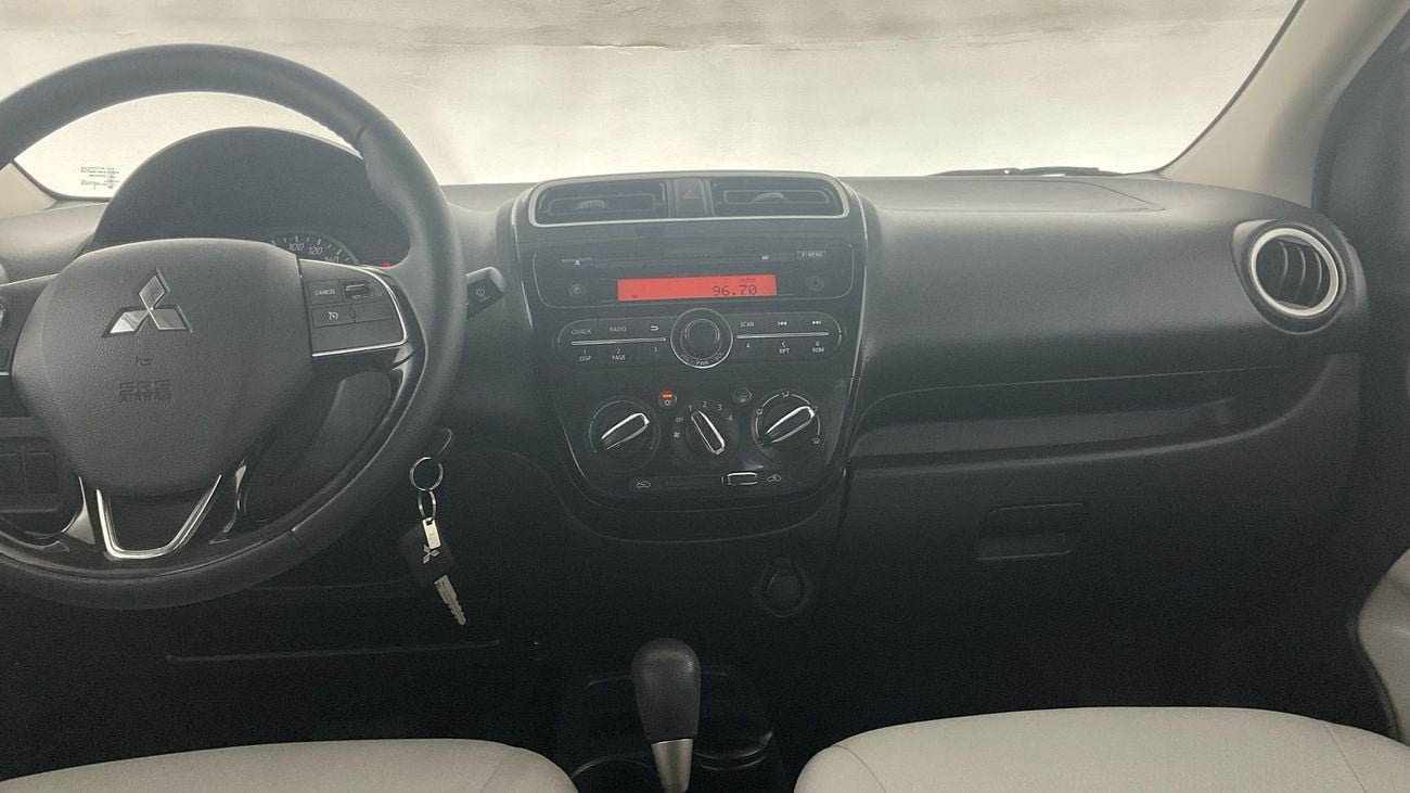 ميتسوبيشي اتراج GLX Full | upto AED 20,000 Ramadan Discount | شامل الضمان | 0 ﺪﻔﻋﺓ ﺃﻮﻟﻯ