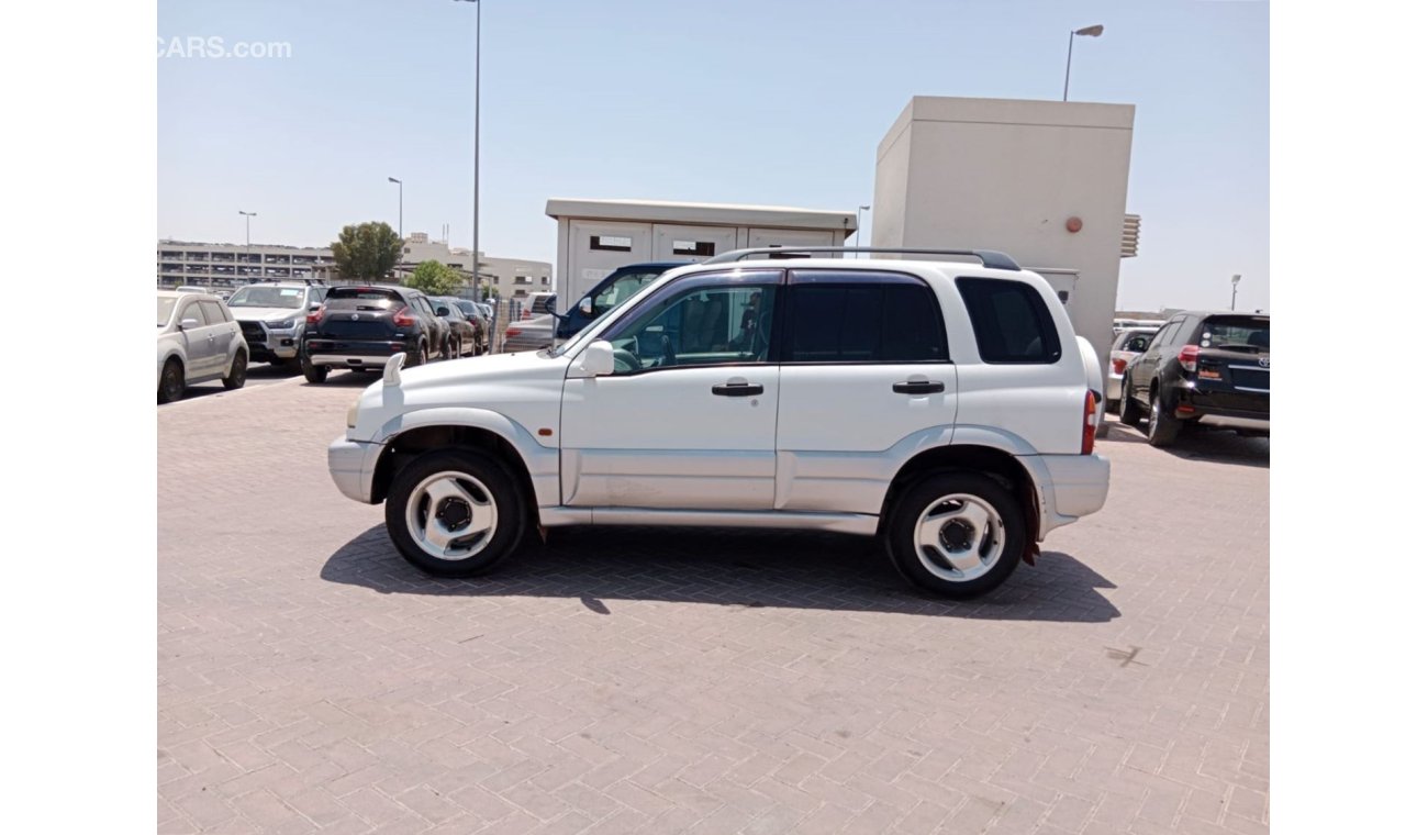 سوزوكي إيسكودو SUZUKI ESCUDO RIGHT HAND DRIVE (PM1401)