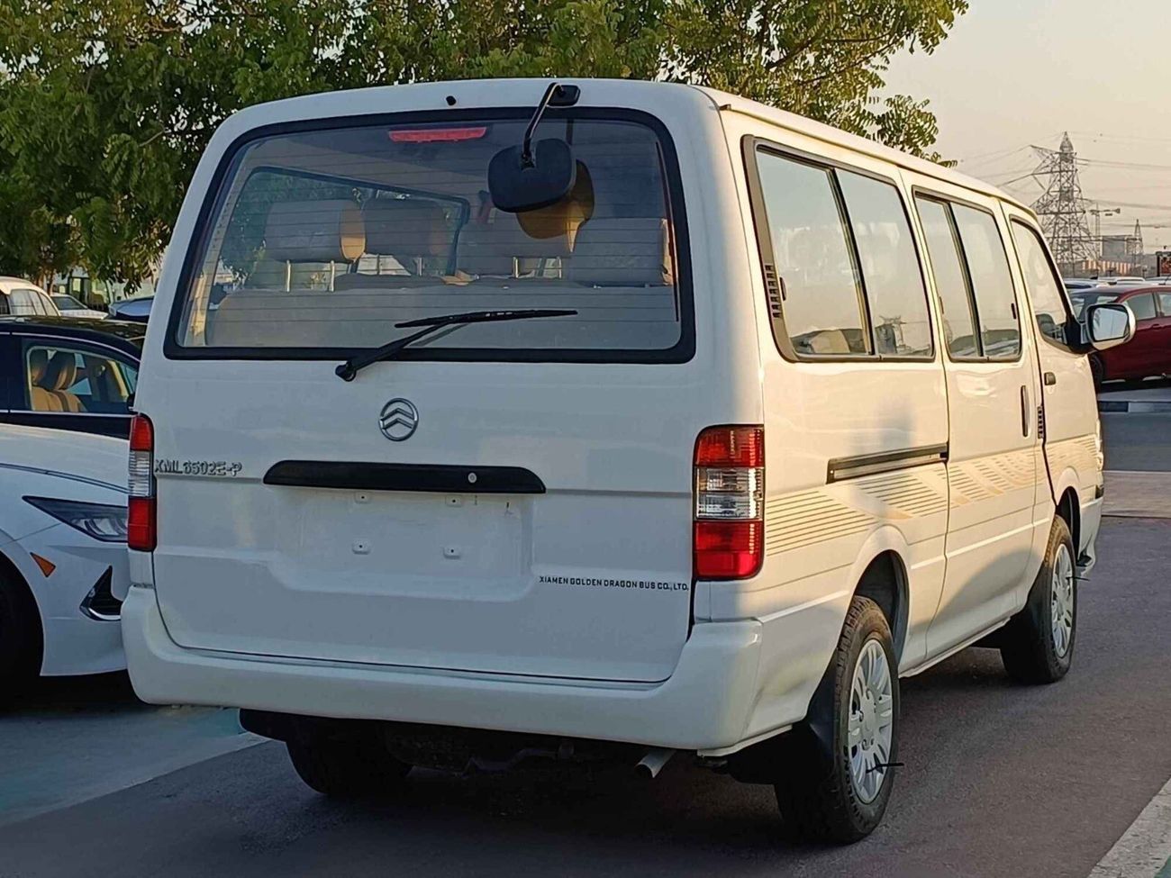 Golden Dragon XML6502E EXCELUSIVE UAE REGISTERATION/ VAT INCLUSIVE/ 14 SEATS/ 2.2 PATROL/ 14 SEATS