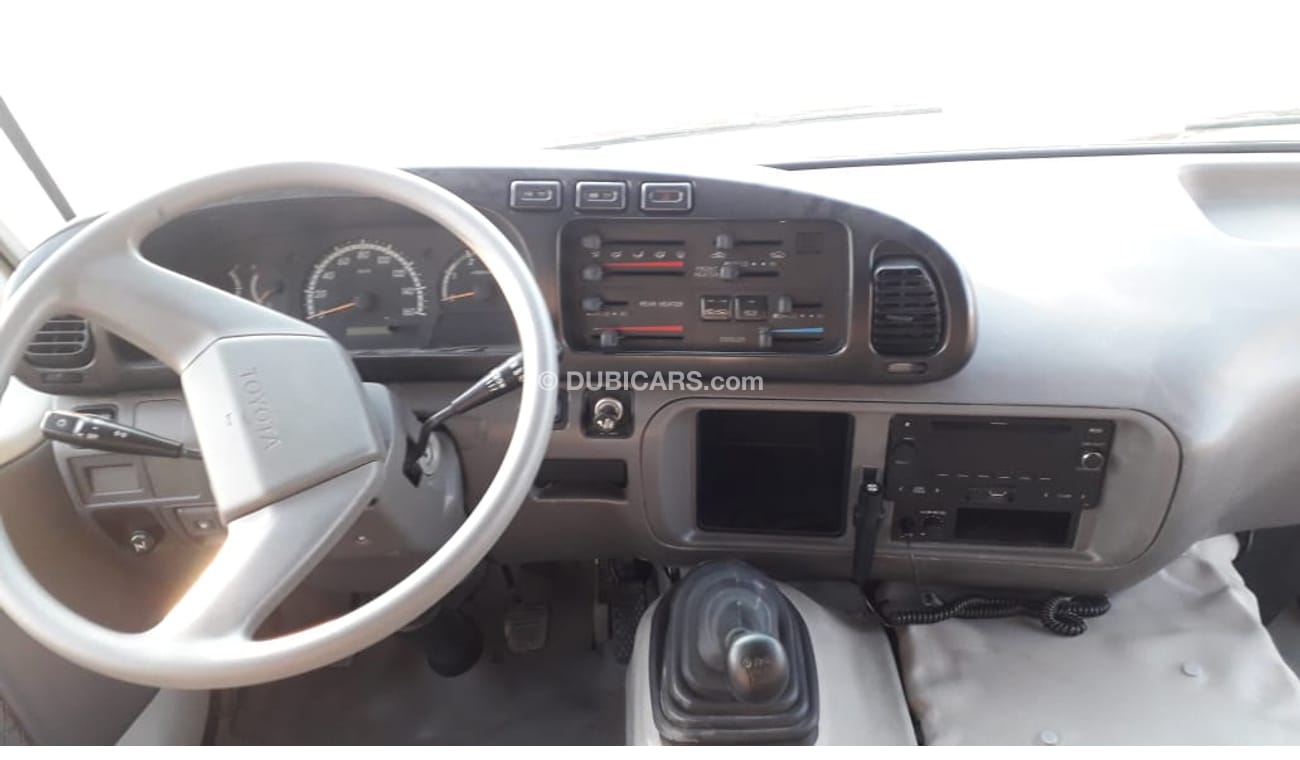 Toyota Coaster 4.2L Diesel, Manual, MP3 Interface, CD Player, Tuner Radio, PARA EXPORTAÇÃO PARA A ÁFRICA (ANGOLA)