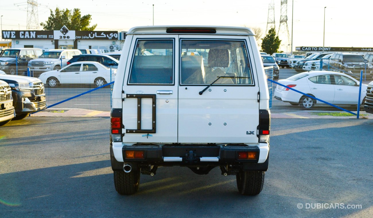 Toyota Land Cruiser Hard Top 4.0L V6 Petrol