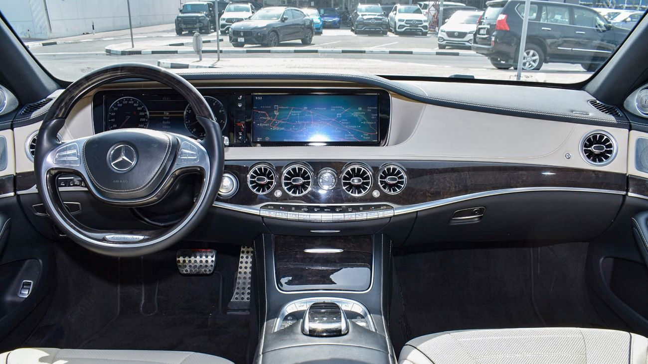 Mercedes-Benz S 550 With S 560 badge