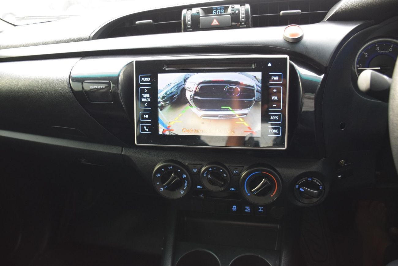 Toyota Hilux 4X4 DIESEL 2.8L Right Hand (Export Only)