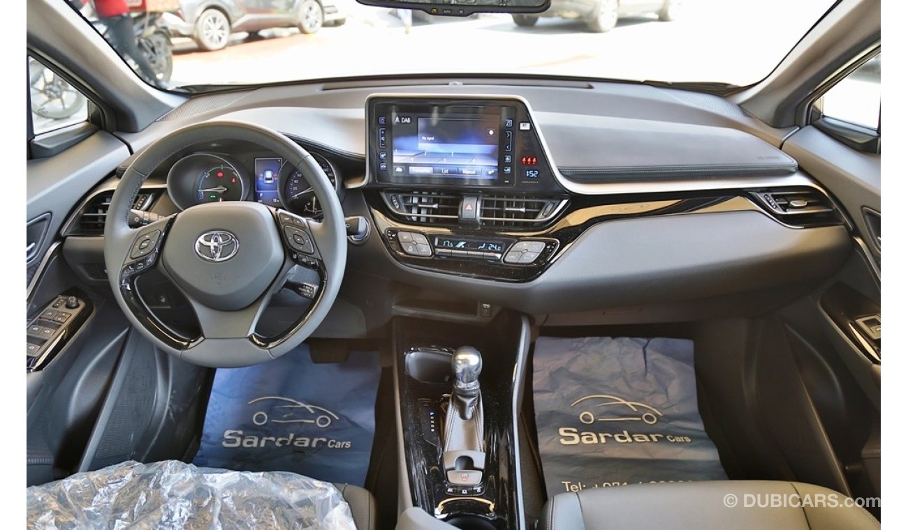 Toyota C-HR Hybrid (German Specs | For Export)