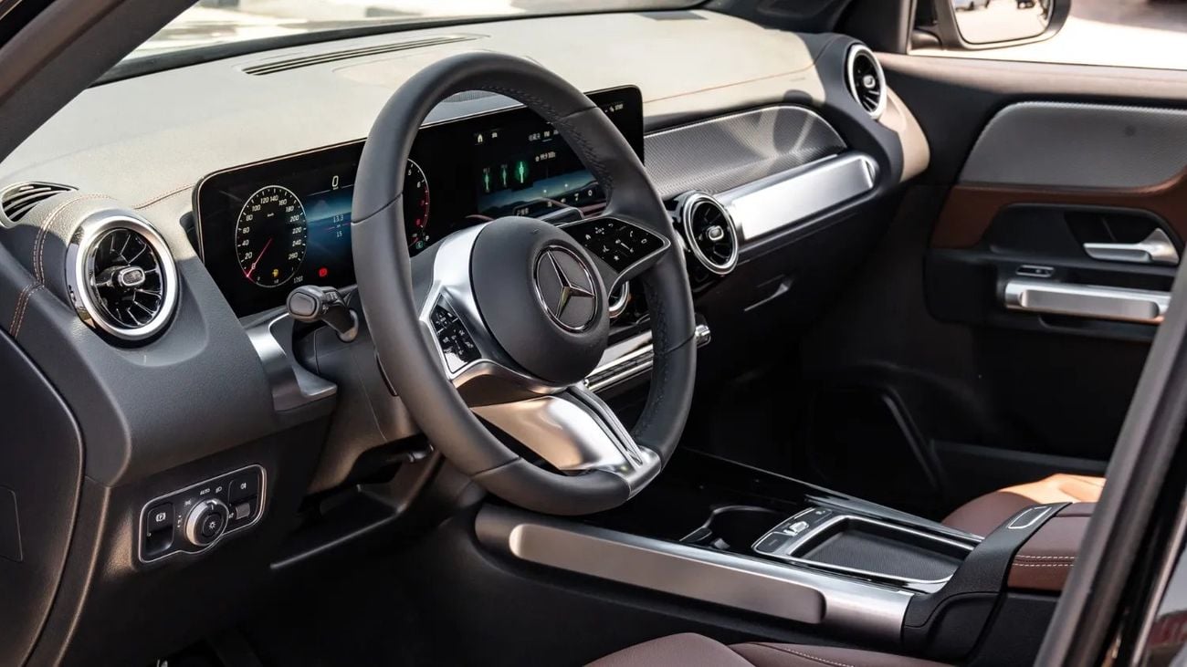 Mercedes-Benz GLB 200 2025 | MERCEDES GLB 200 DYNAMIC EDITION [ EXPORT ONLY ]