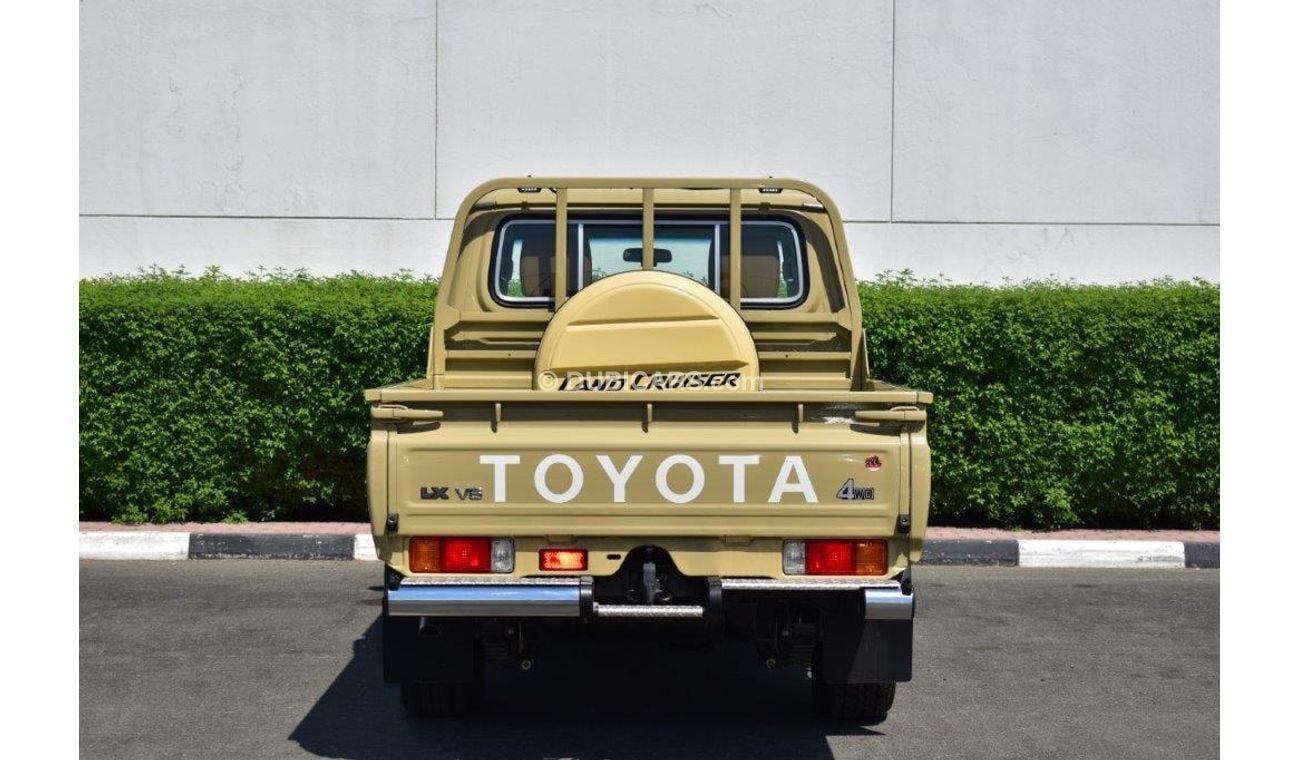 تويوتا لاند كروزر بيك آب Double Cab Lx V6 4.0L 70th Anniversary Edition