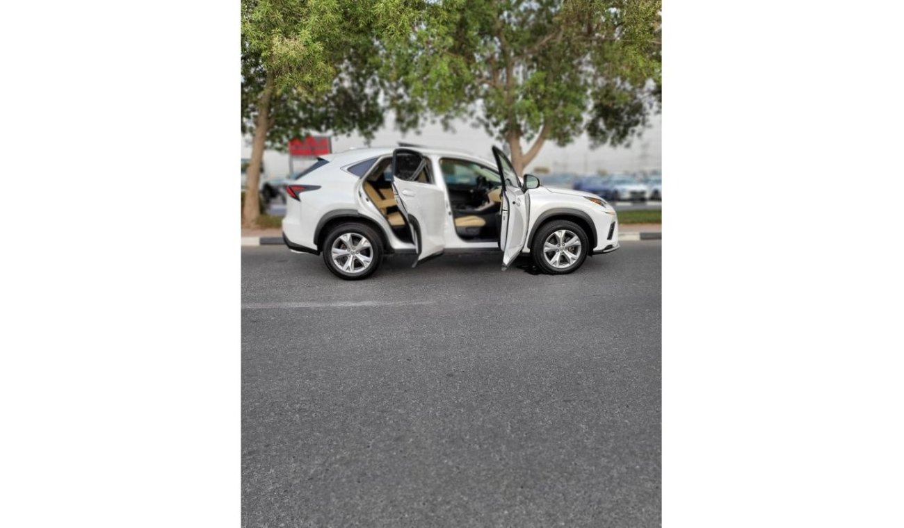 Lexus NX300