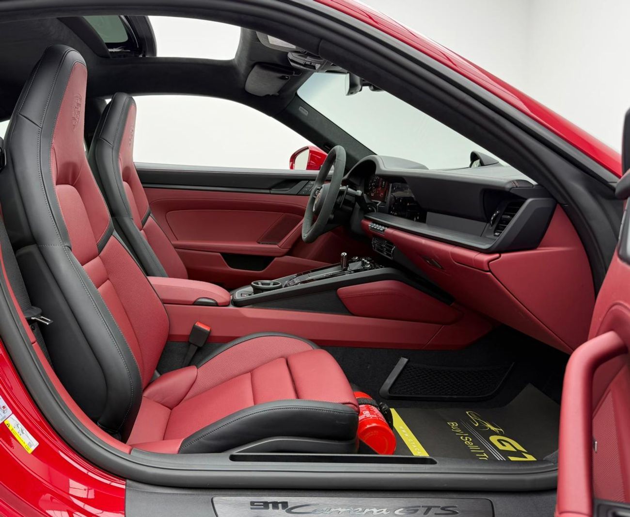 بورش 911 2026 Porsche 911 Carrera GTS ,Warranty Aug 2027 ,Excellent Condition ,GCC