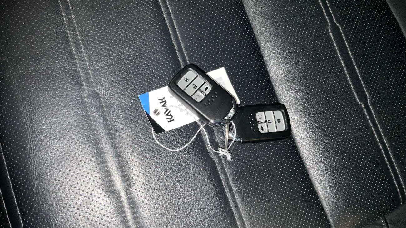 هوندا سي آر في Touring | شامل الضمان | 0 ﺪﻔﻋﺓ ﺃﻮﻟﻯ