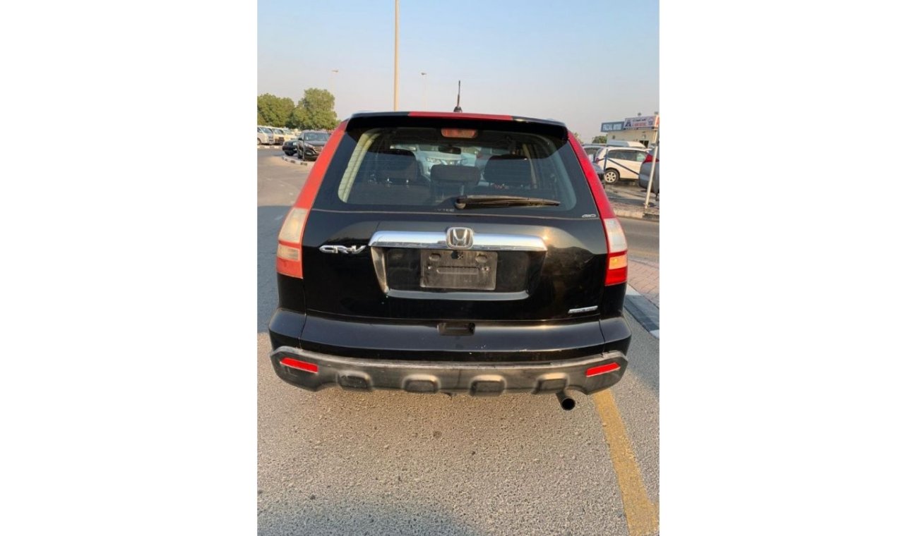 Honda CRV MID OPTION 4x2 2.4L V4 2011 GCC SPECIFICATION