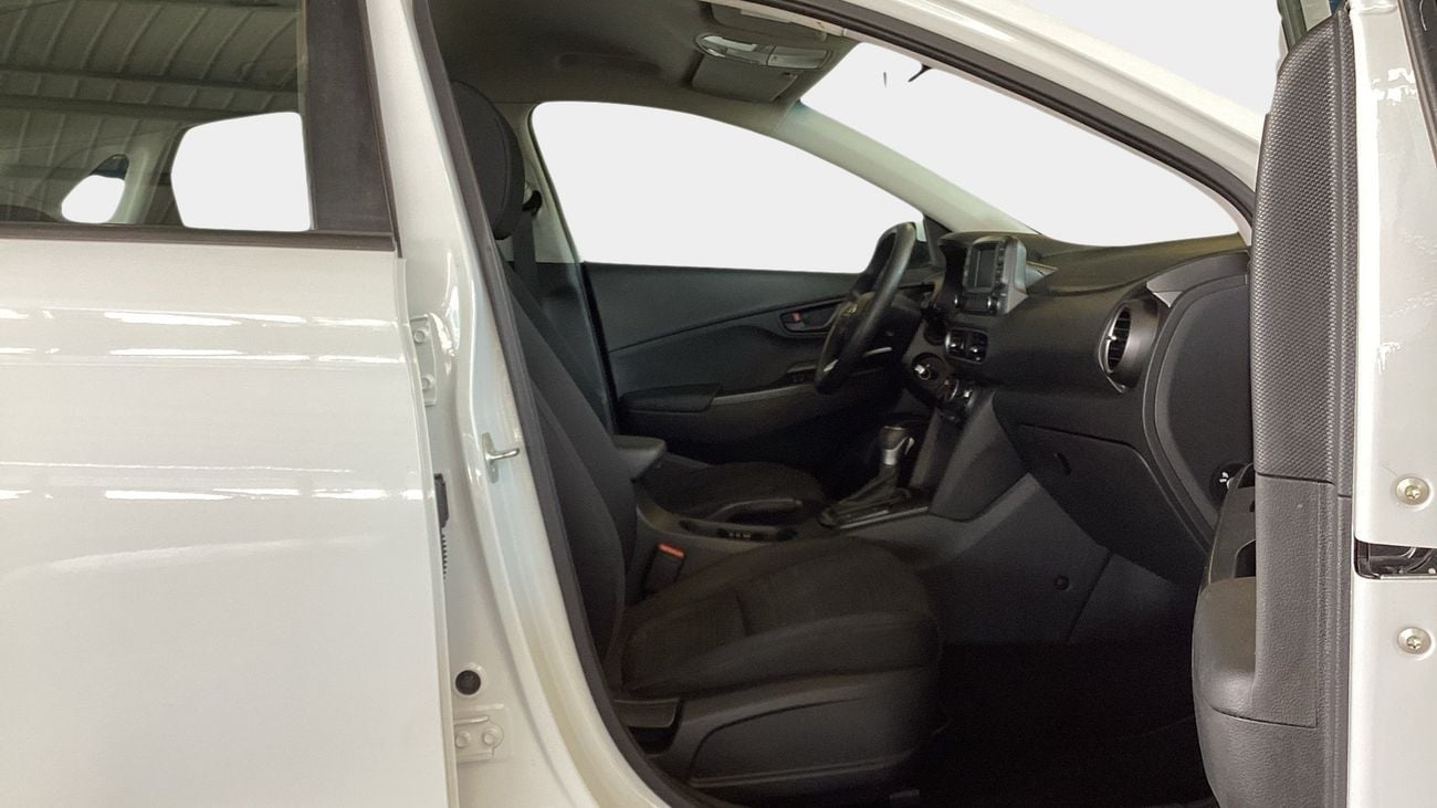 Hyundai Kona 2.0 AUTO GL SMART | Guaranteed Warranty | 0 Down Payment