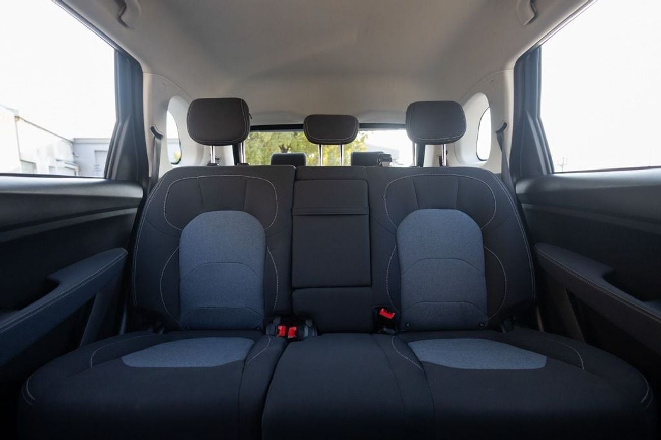 Chevrolet Captiva LS 1.5L (149 HP) (7 Seater)