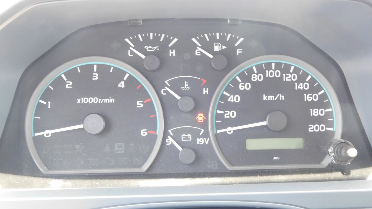 Toyota Land Cruiser Pick Up 79 DOUBLE CAB LX LIMITED V8 4.5L DIESEL 6 SEAT MANUAL TRANSMISSION