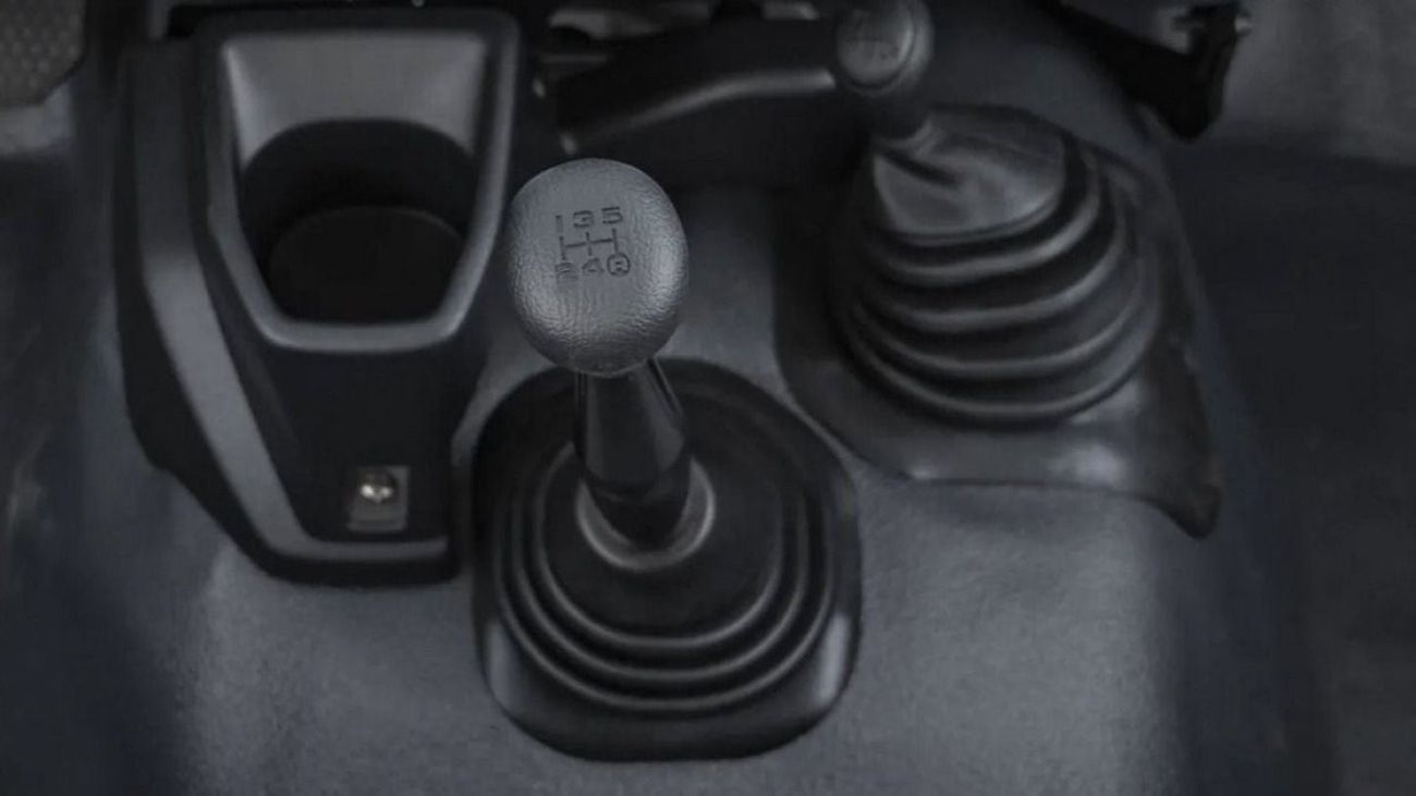 Toyota Land Cruiser 70 LAND CRUISER HARDTOP 3DOOR 4.2L V6 DIESEL