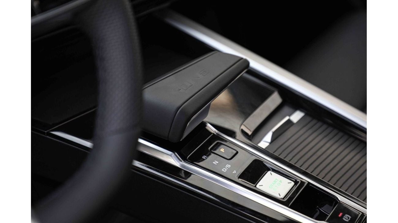 MG 1 2024 MG1 1.5 CVT LUXURY - White & Black inside Black teche | Export Only