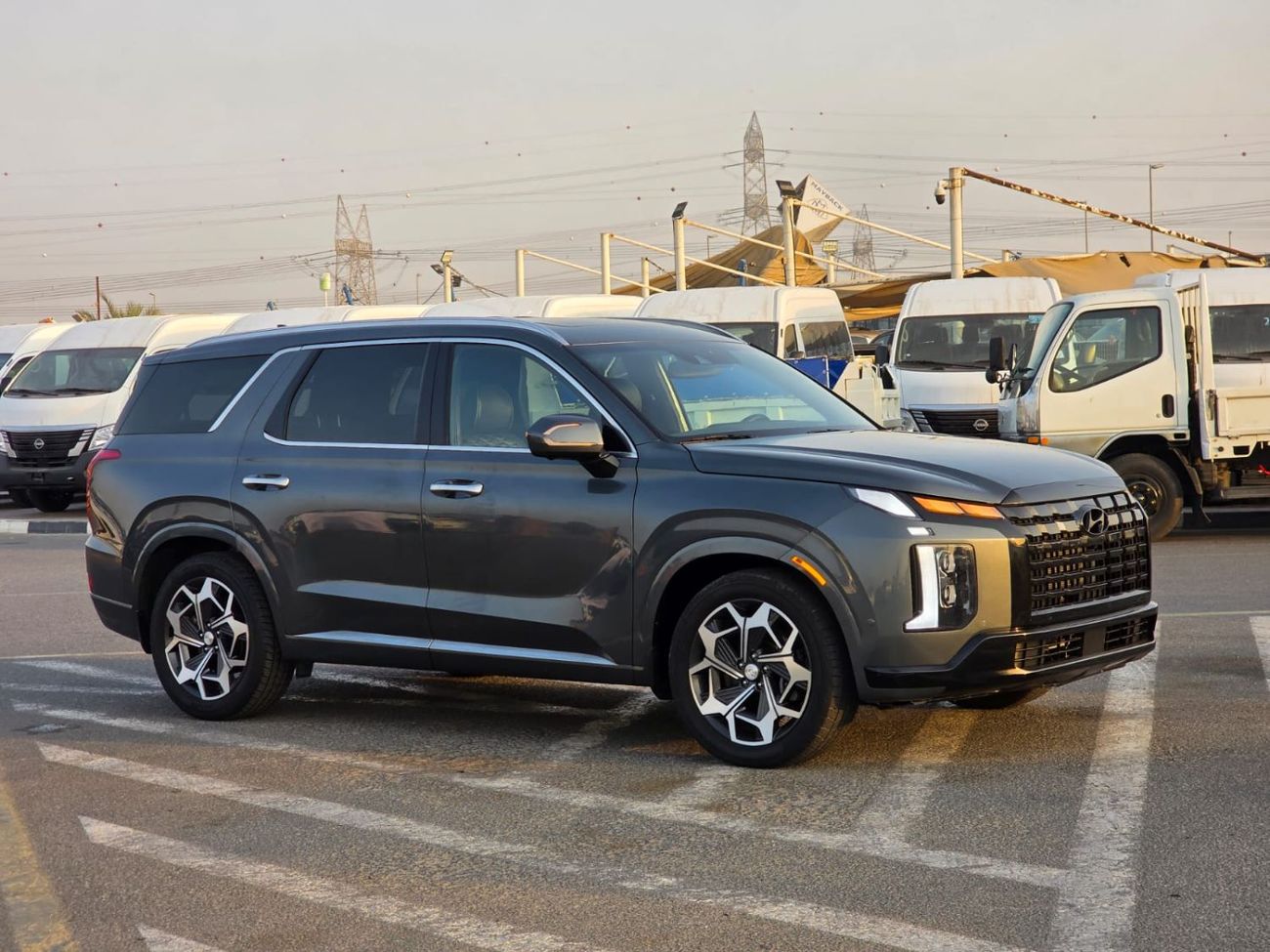 Hyundai Palisade 3.8L GDi (AWD) Premium 2022 Model Facleft to 2024 Model Calligraphy two sunroof and 360 camera