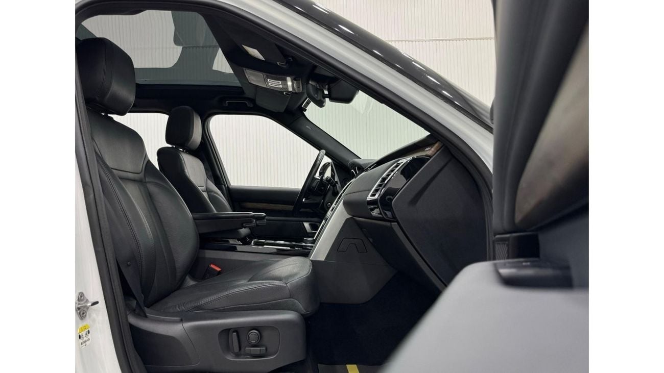 Land Rover Discovery 2017 Land Rover Discovery HSE Si6, Warranty, Full Service History, Excellent Condition, GCC