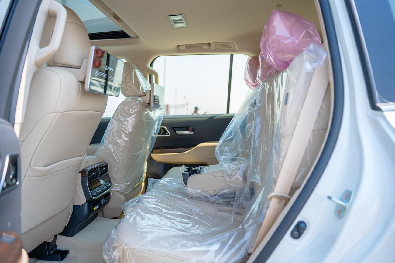 تويوتا لاند كروزر 2025 Toyota Land Cruiser VX 4.0L  V6 Petrol & Features