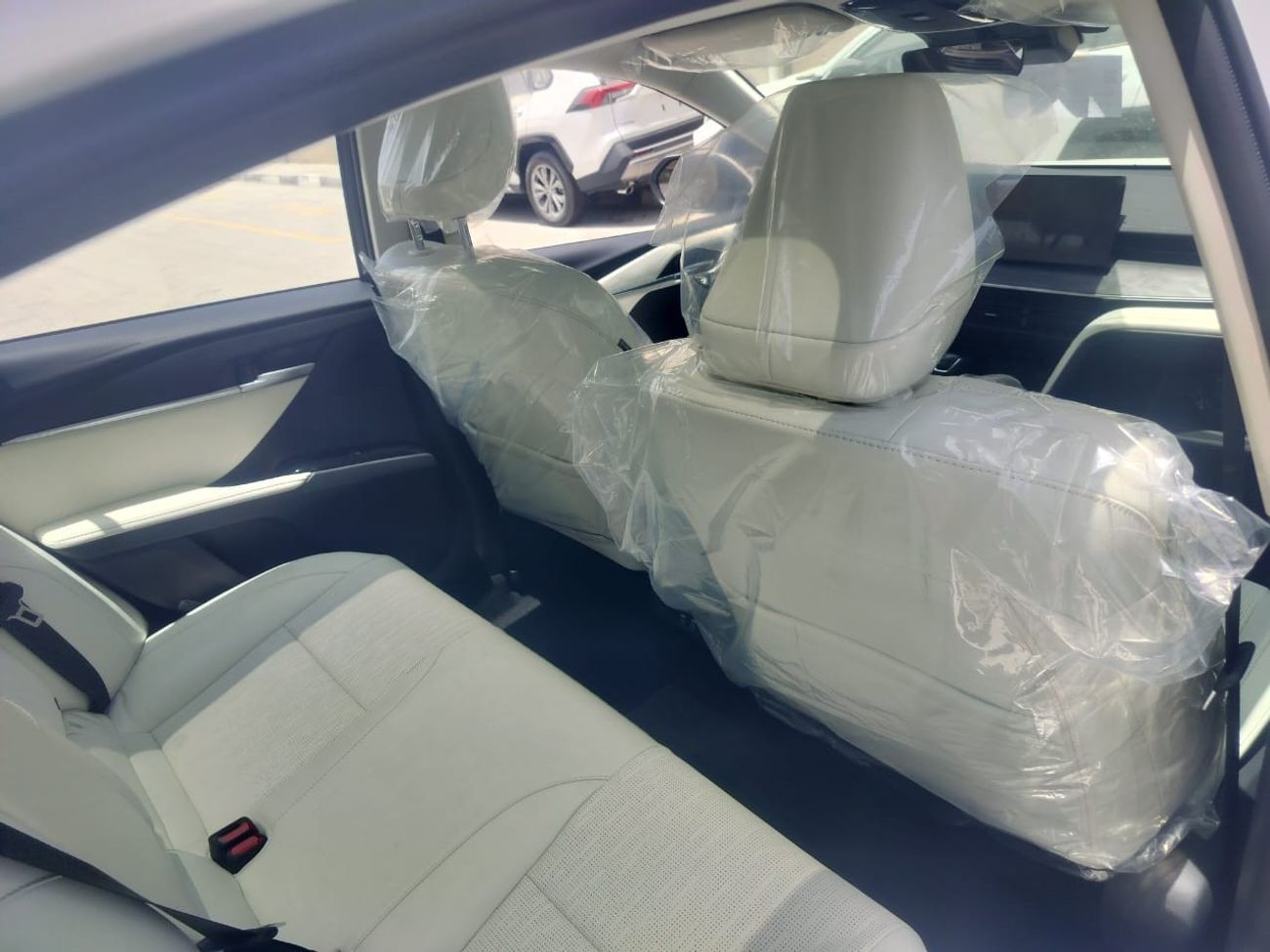 تويوتا كامري Toyota Camry 2025 Twin Engine 2.5HG Premium edition