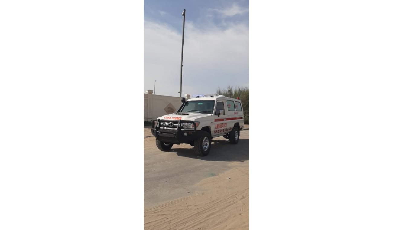 تويوتا لاند كروزر TOYOTA HARDTOP LANDCRUISER AMBULANCE 2019 MODEL VDJ78 TURBO DIESEL 4.5CC  MTM, 5-SPEED FLOOR SHIFT