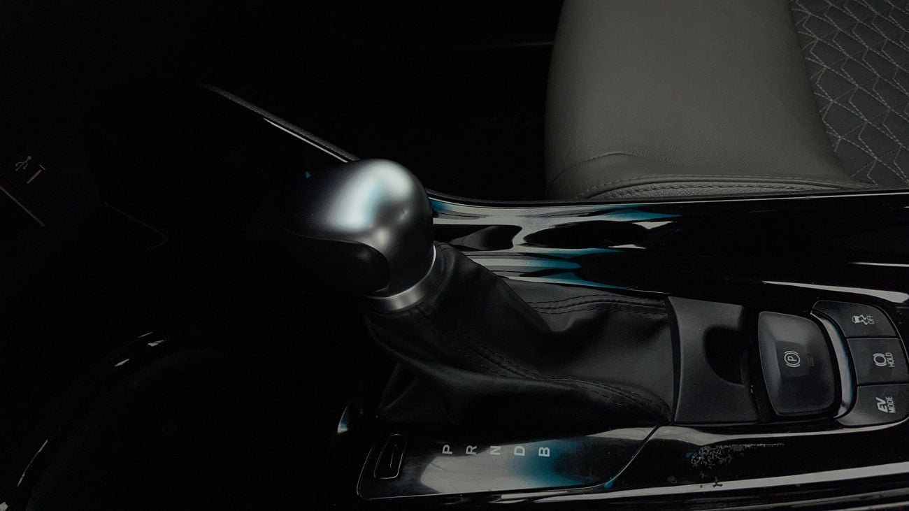 تويوتا CHR VX 1.8 | بدون دفعة مقدمة | اختبار القيادة في المنزل