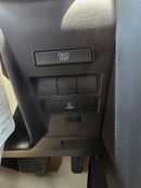 تويوتا لاند كروزر 3.5L HYBRID VXR 7 Seater Full Option